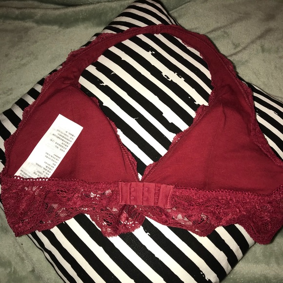 Like New!! Red Abercrombie Bralette! - Picture 4 of 4